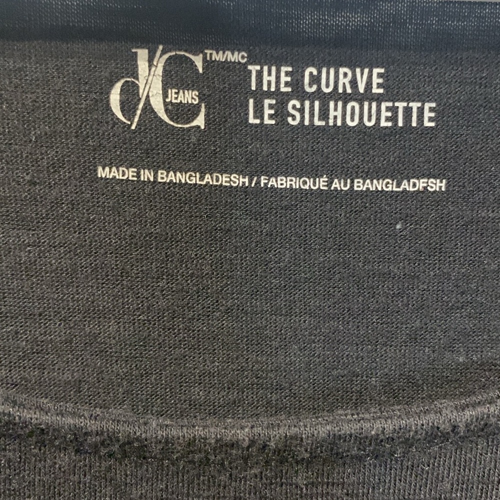 ⭐️ 5 for 20$! ⭐️ DC Jeans Black T-Shirt with Crochet - Picture 4 of 5